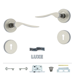 M7J40 - 2 Lever Lockset Madonna Rose